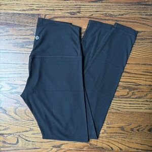 Black Ribbed Lululemon Align Leggings